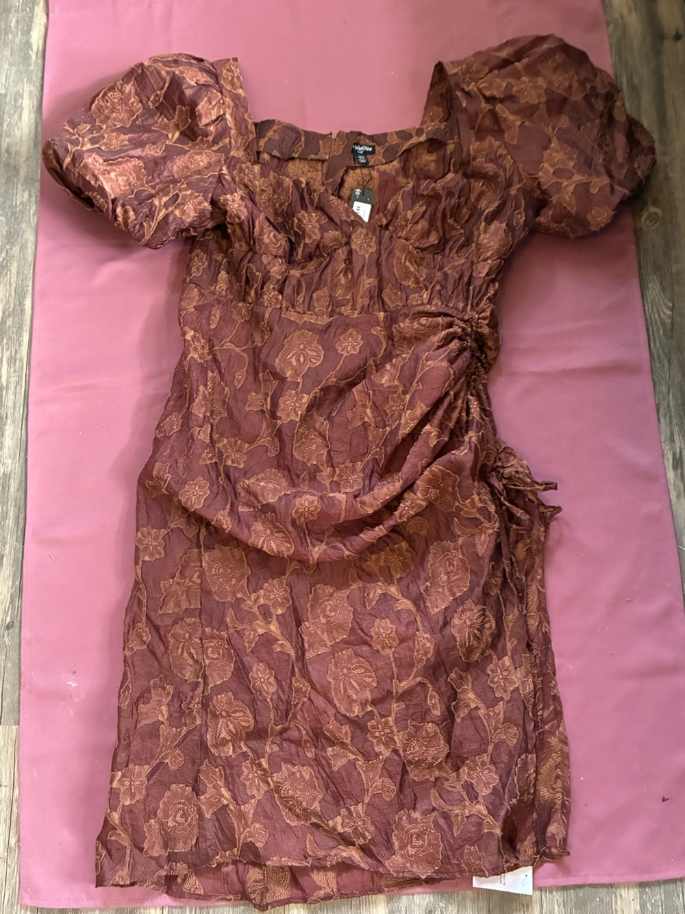 PrettyLittleThing Rust Floral Off-Shoulder Dress